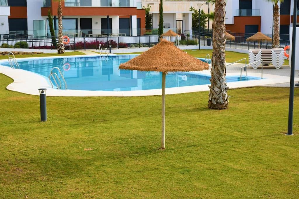 Apartamento Casa Kerr - Luxury Apt - Sleeps 9 - Los Boliches Málaga Exterior foto